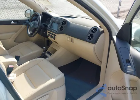 2015 Volkswagen Tiguan Se z USA, uszkodzony, nr VIN WVGAV7AX1FW581472